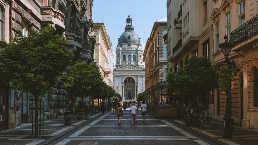 Budapest Climate by Month: Weather Tips for Each Season